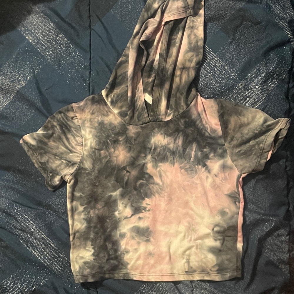 Tie-Dye Hooded Crop Top